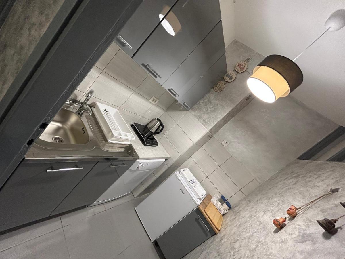 Apartments Ciki 포드고리차 외부 사진