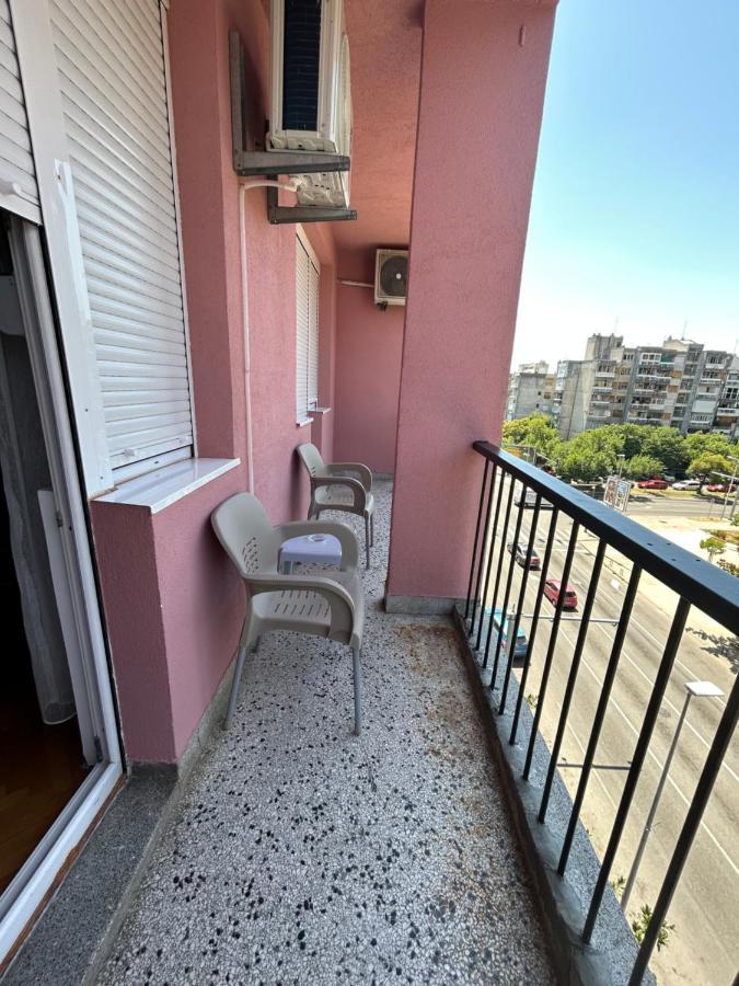 Apartments Ciki 포드고리차 외부 사진