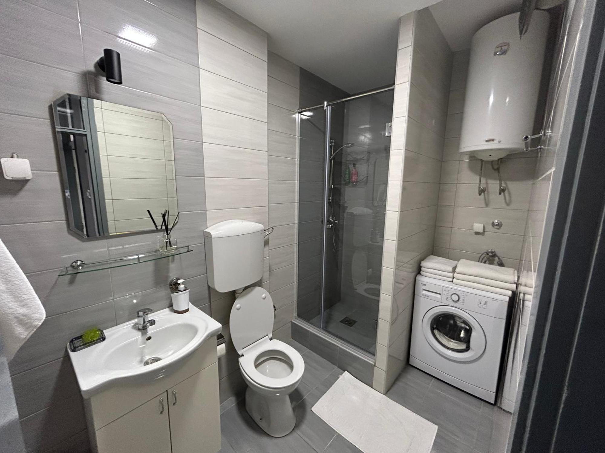 Apartments Ciki 포드고리차 외부 사진